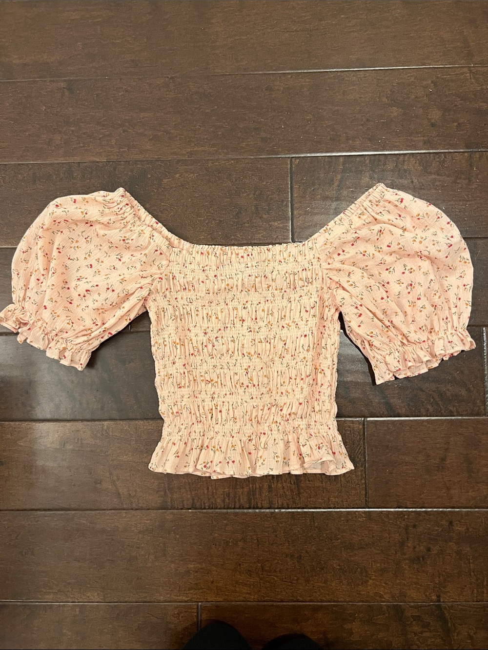 Women's Smocked Off-Shoulder Puff Sleeve Blouse - Pink Floral